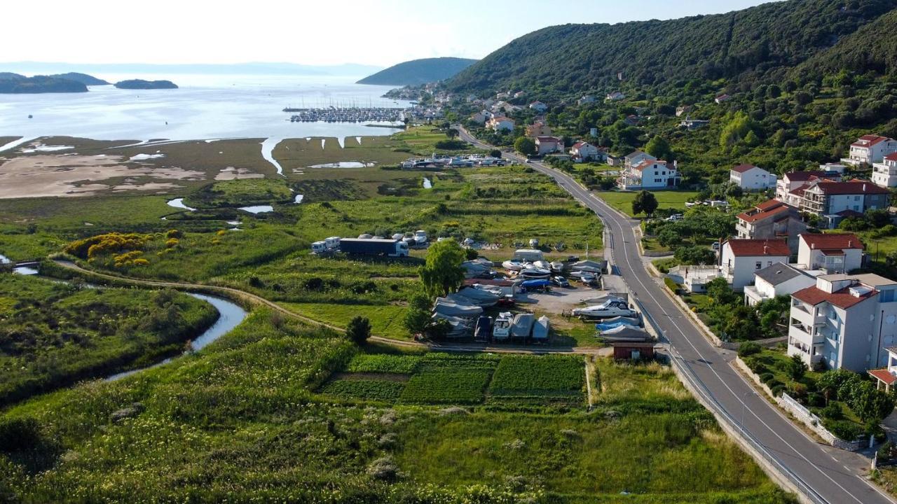 Apartman Belisima Deluxe Supetarska Draga Exteriér fotografie